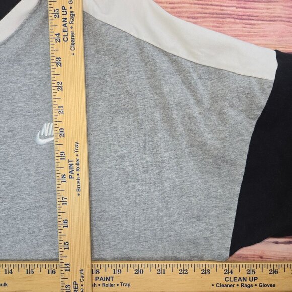 Nike Mens Colorblock T-Shirt Size Medium Gray & Black - Picture 8 of 8